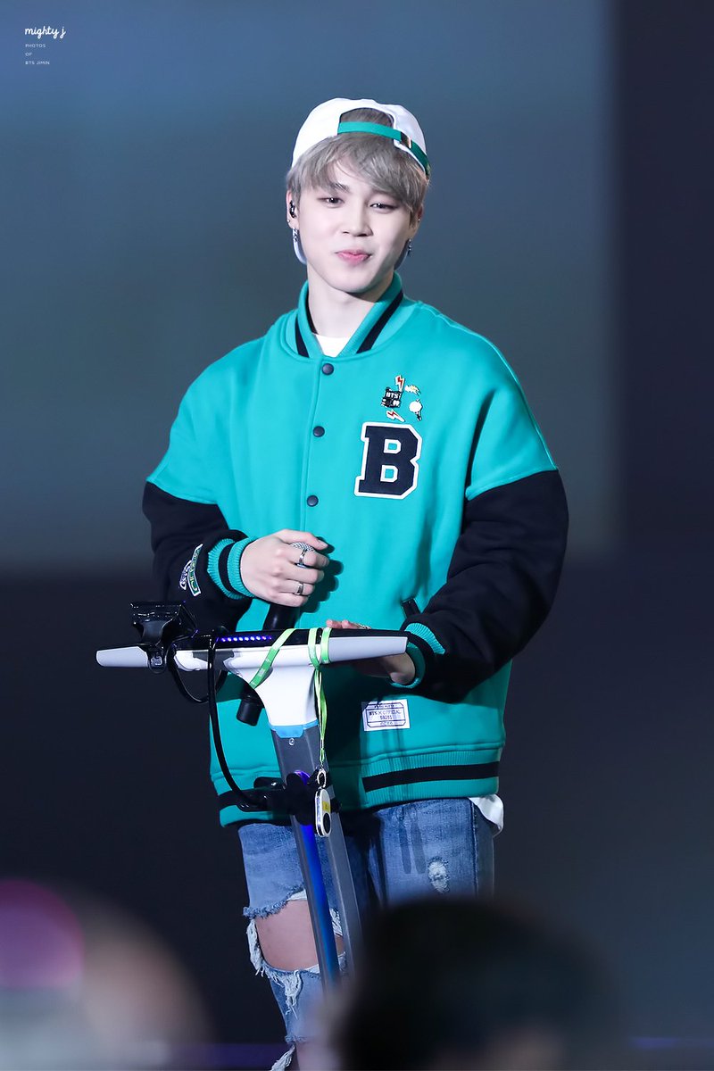 mighty_jimin's tweet photo. 161112 #지민 #JIMIN
지민이 사랑해요 많이많이많이많이❤️ https://t.co/ZShqRdZHZG