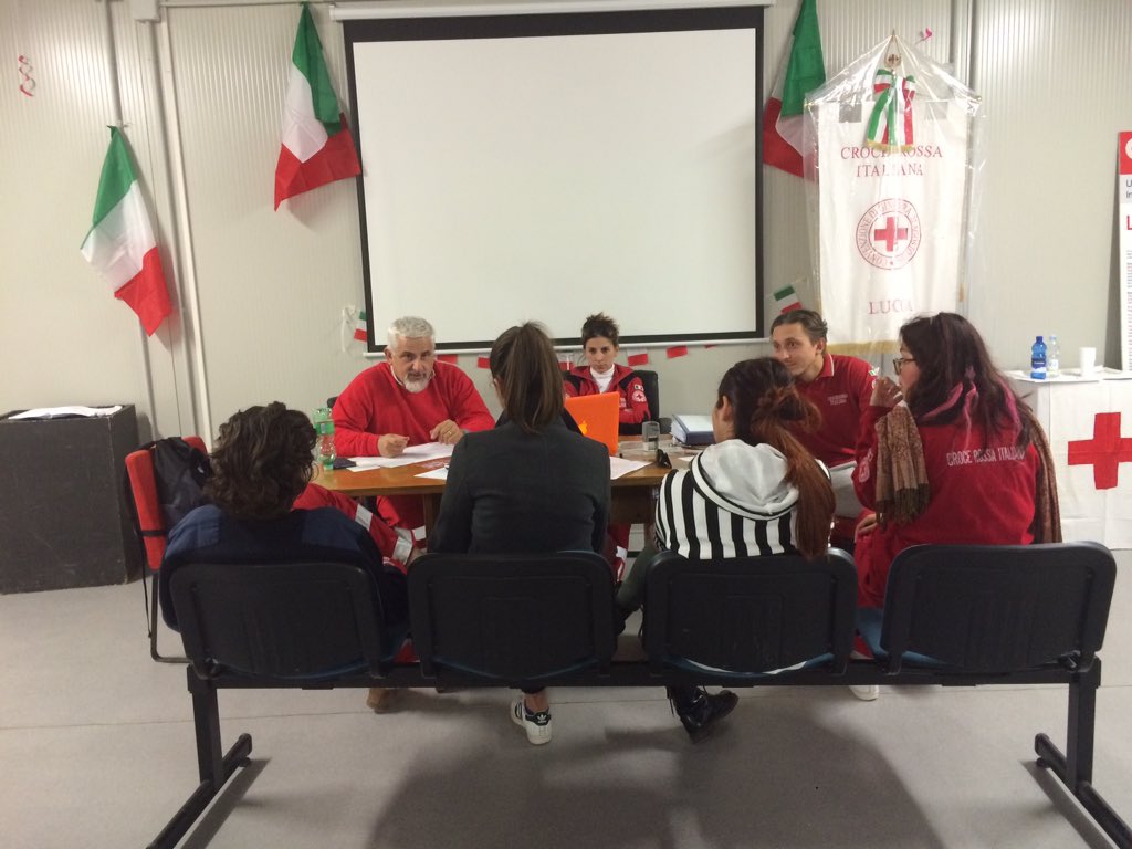 crocerossalucca's tweet photo. Oggi giornata di esami per i nostri aspiranti volontari! #CroceRossa #GiovaniCRI https://t.co/BtEErScyvm