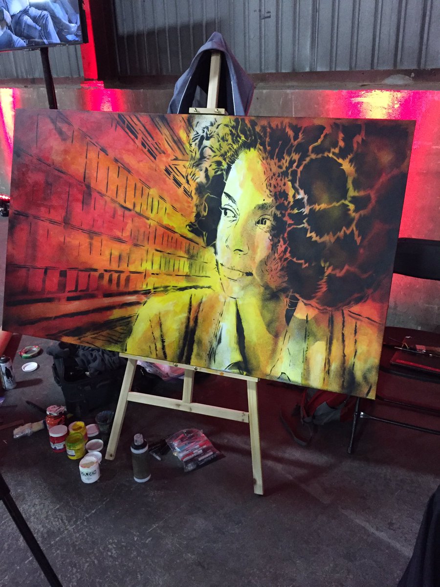 linaracani's tweet photo. Our final TEDxMontreal 2016 artwork revealed! #tedxmontreal2016 https://t.co/EfWcOgpIuI