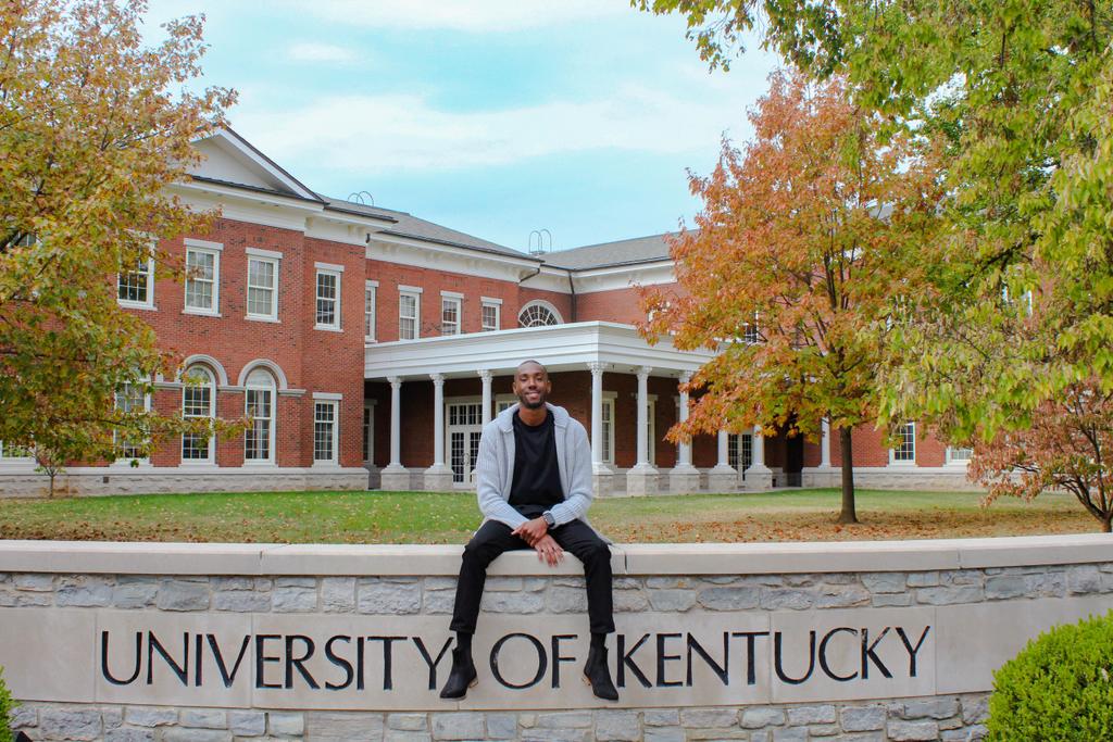 Captain hook tweet media