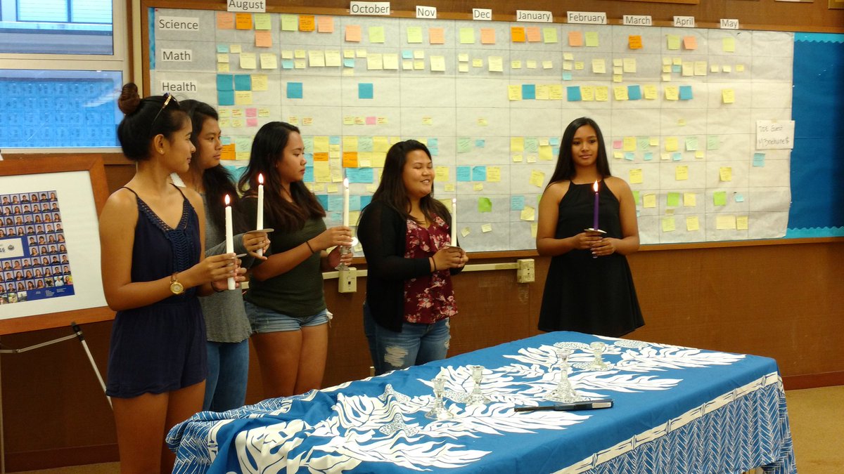 CarveiroL's tweet photo. Our 2016 NHS induction ceremony! Congrats to our new members! #gobigblue https://t.co/QW6NRQ9iY0
