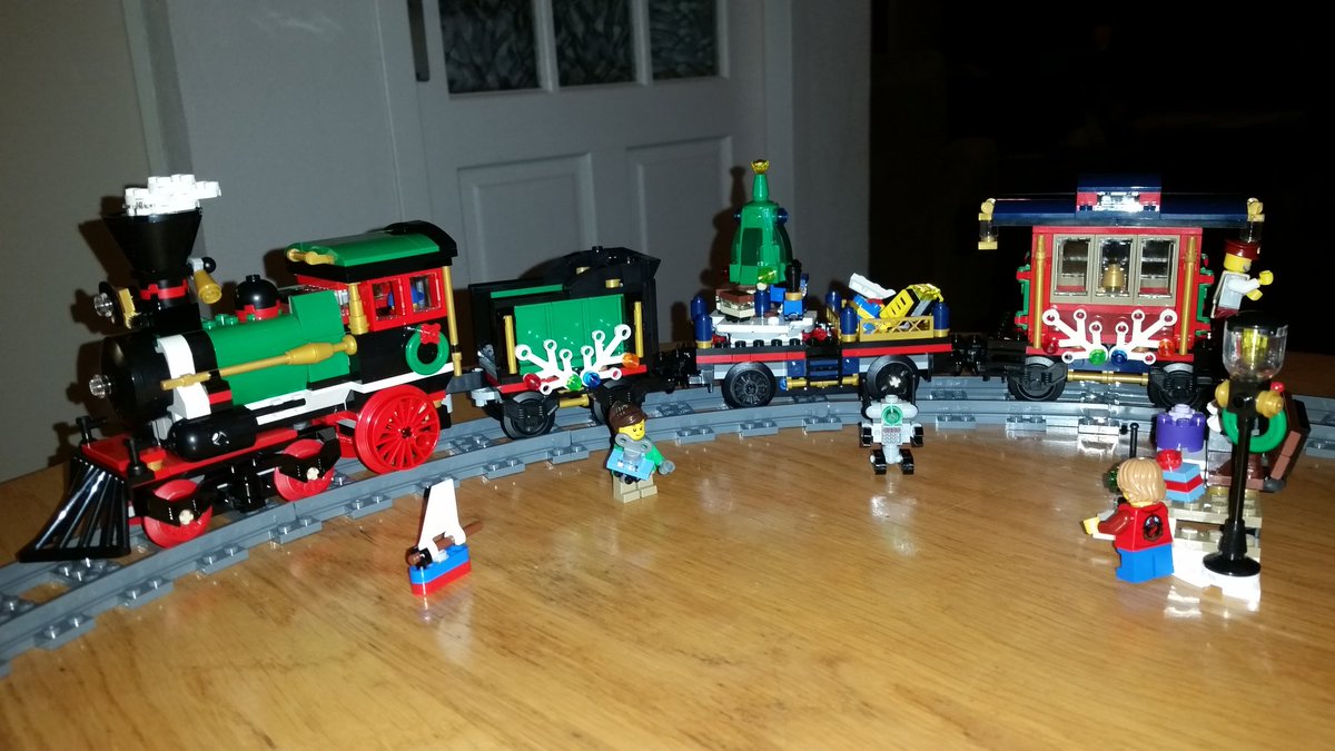 Marouth1's tweet photo. @LEGO_Group first Christmas project is ready two more to build.. #LEGO #winterholidaytrain https://t.co/CttKZ8Aq36