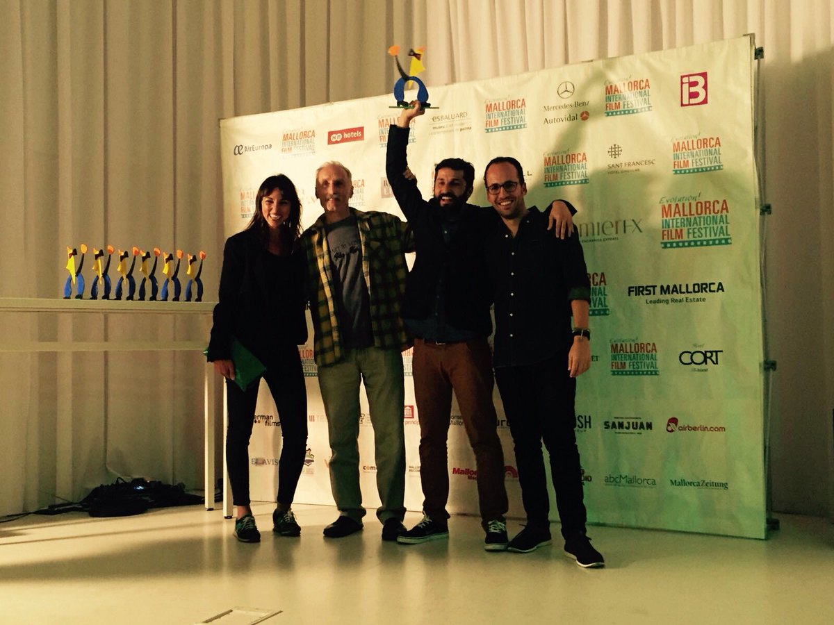 Esto no puede empezar mejor! #LaLlaveDalí mejor largo documental❤️ Gracias #emiff2016