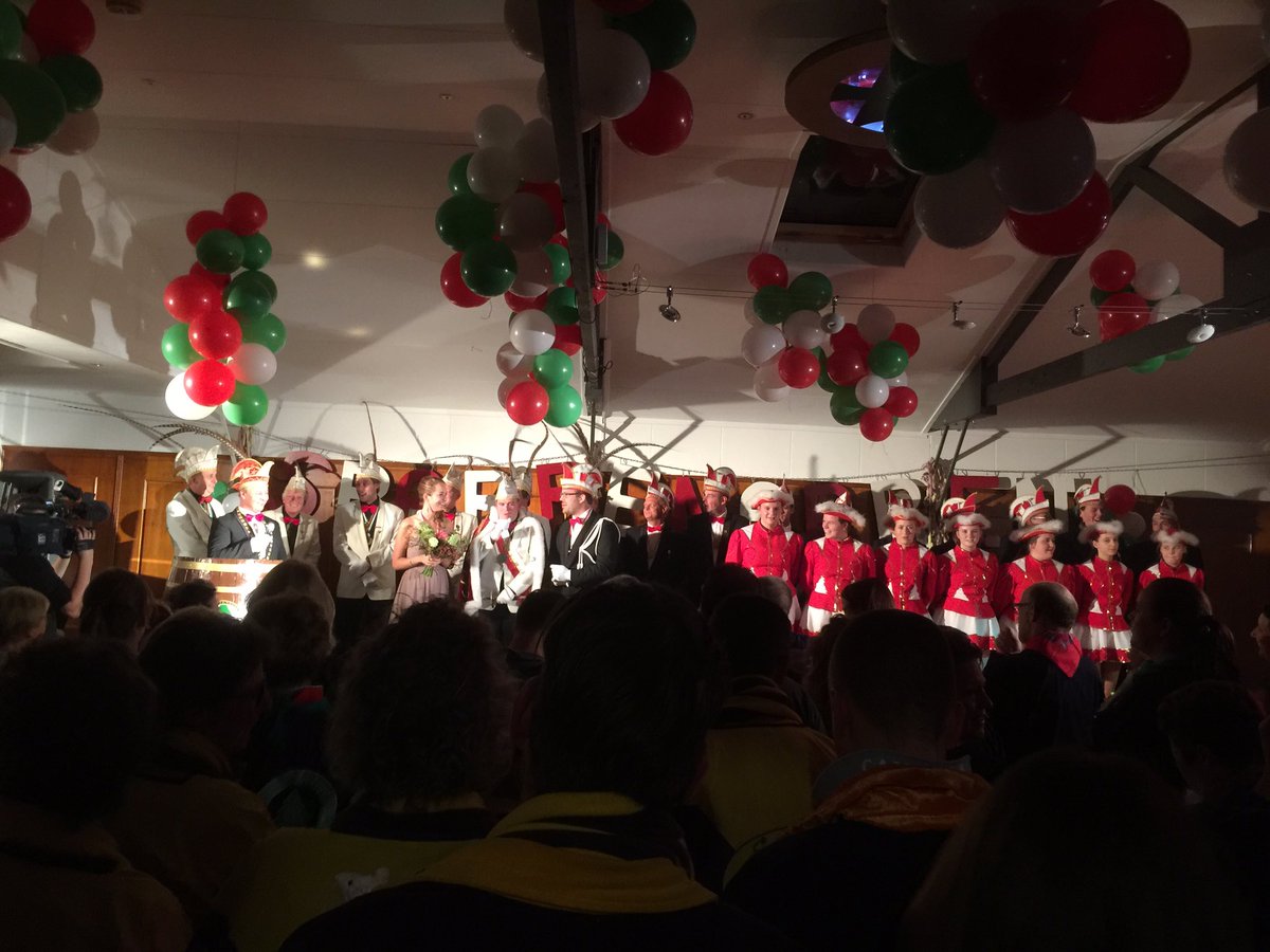 Prins Jim XLII, Prinses Candice en Adjudant Mark vormen de nieuwe hofhouding van de <a href="/SparrenarrenCS/">CS de Sparrenarren</a> Driebergen-Rijsenburg.