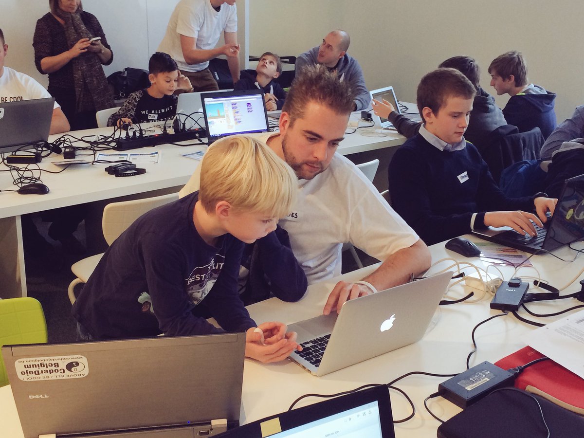 Dries's tweet image. Today I volunteered as a coach at Coderdojo. Coderdojo offers every child the opportunity to learn how to program.