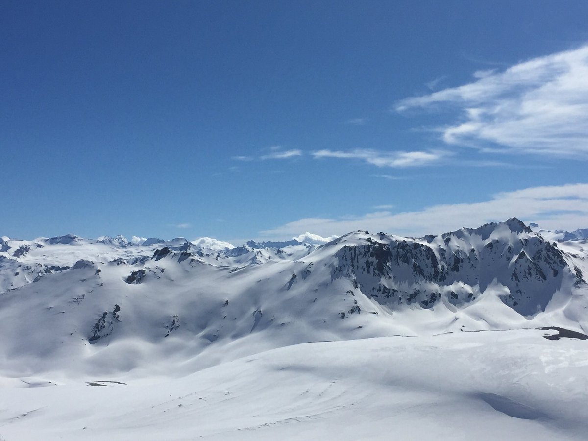 ICIMarketing's tweet photo. .@MontaudLive Wouah aussi beau qu'en avril dernier @TignesOfficiel. I wish I was in the French Alps today #autumnski #springski #ski https://t.co/y0GF0GOIxJ