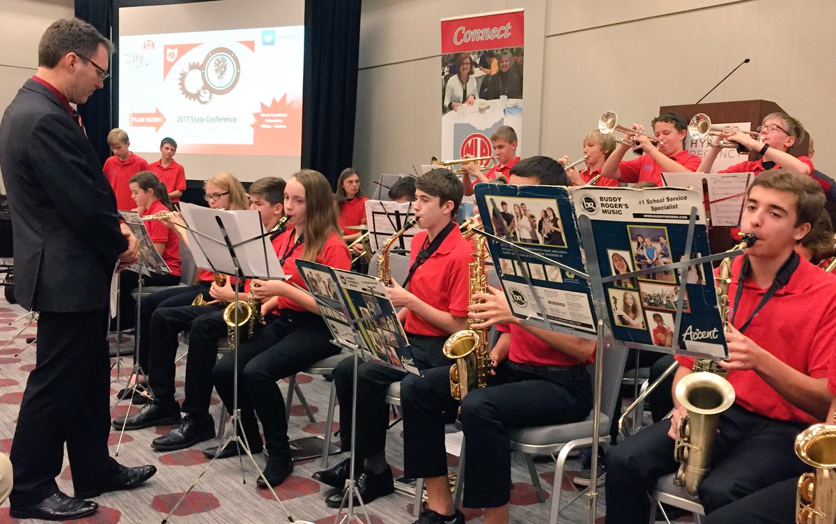 EducationSpin's tweet photo. Scenes from @Ohio_Middle's Annual State Conference in @CityOfCincy featuring @CISKnights, @KJHKnights and @KingsBands #OMLA2016 #KingsStrong https://t.co/m7SLV07xbJ
