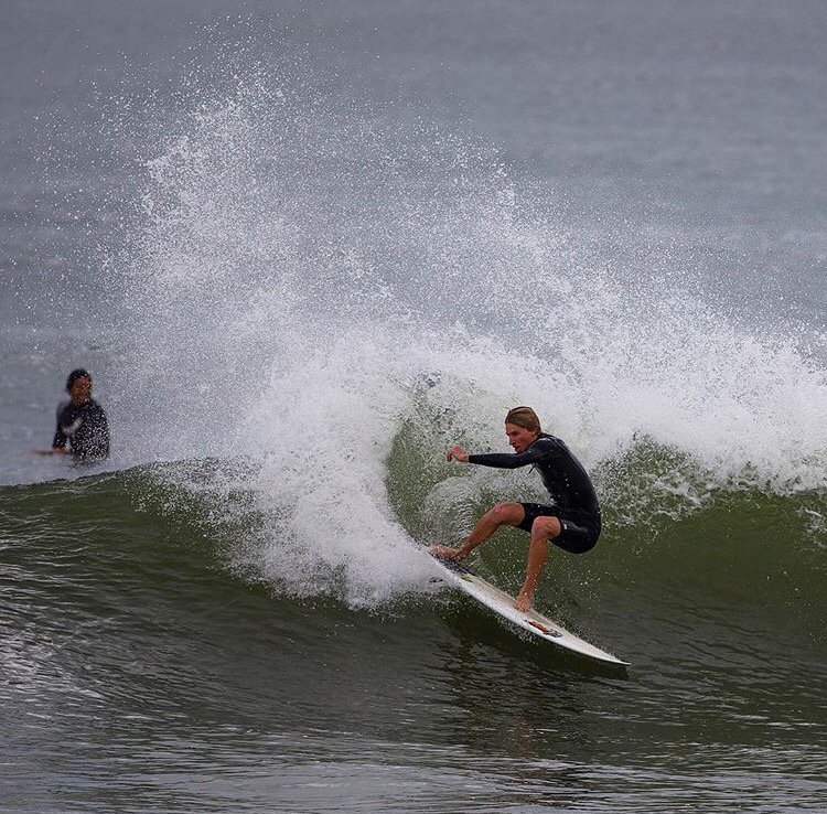 AquaEast's tweet photo. He doesn’t always surf on his lunch break, but when he does, he usually rips! #thursdaywasfun #manturn #railgame @Merr1ckC  📷 Logan Bowles https://t.co/rds0keKVW7