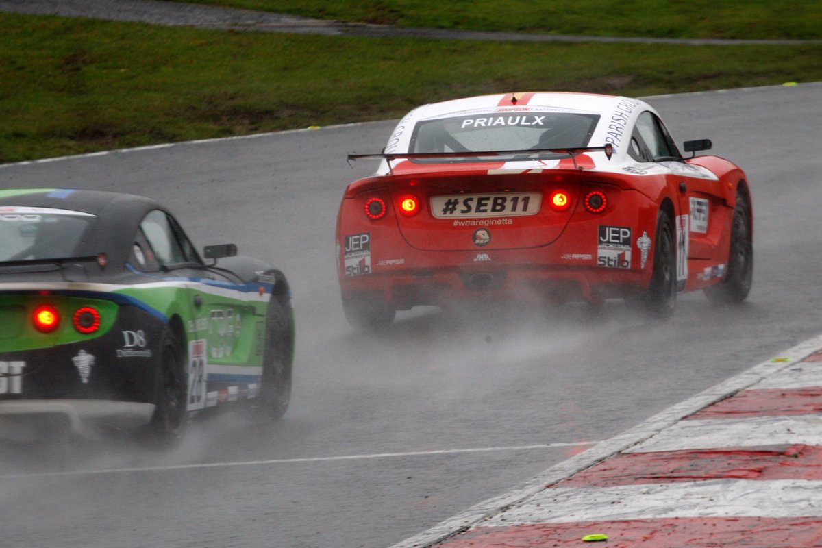 spaicemedia's tweet photo. Here's my reports on today's Ginetta Junior Winter Series action at Brands Hatch  - https://t.co/niJYYtrR69 #weareginetta https://t.co/fCjXReZRxT