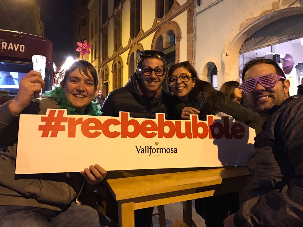 marcizqui's tweet photo. Amb bona companyia al #rec d'igualada!! @Vallformosa #recbebubble https://t.co/mWQKxHsvWd
