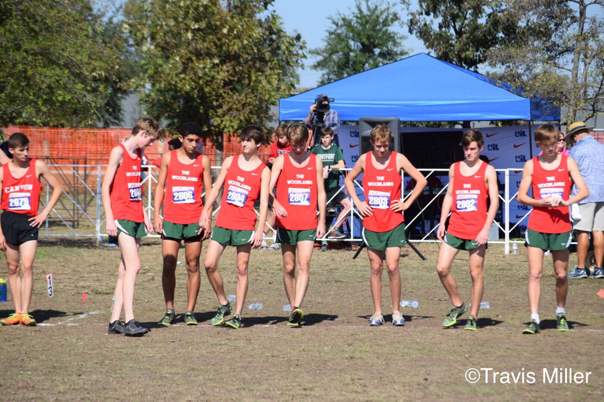 milesplit's tweet photo. 2nd big team matchup of the Texas state meet. Southlake Carroll vs The Woodlands #UILXCState https://t.co/789b9t3Gvn