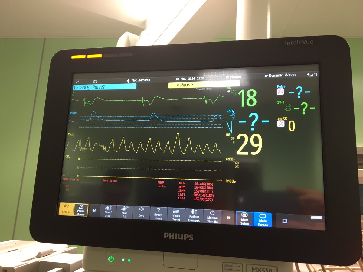 jasinedas's tweet photo. Stable brady :) Patient asking why I am started to move so fast :) https://t.co/gMokLPwoq3