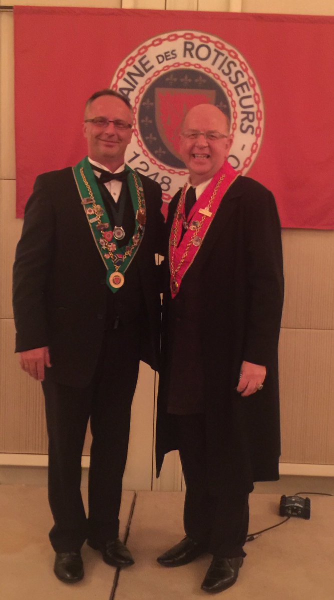 <a href="/Chaine_RSA/">Chaîne des Rôtisseur</a> francois ferreira <a href="/Glanskok/">Francois Ferreira</a> granted merit award for service to #chainedesrotisseurs ! <a href="/chaineducap/">Chaine du Cap</a> induction #one&amp;only