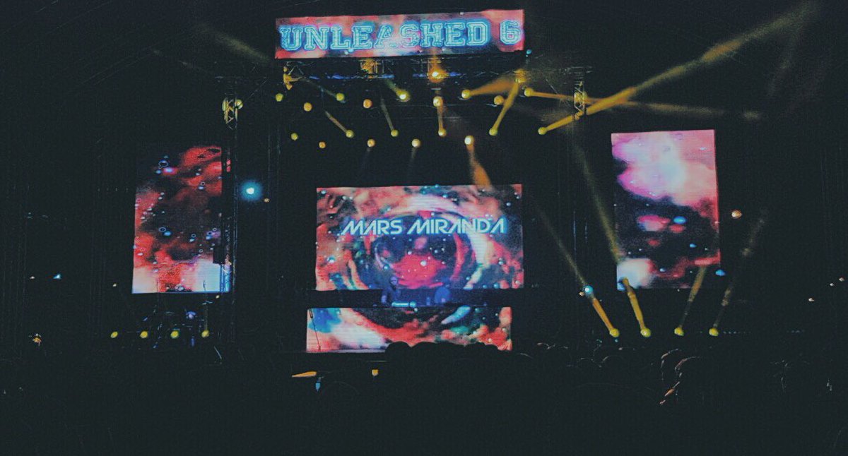 enjoyGLOBE's tweet image. We can&apos;t get over your awesome #GlobeUnleashed set, @marsmiranda! 😍