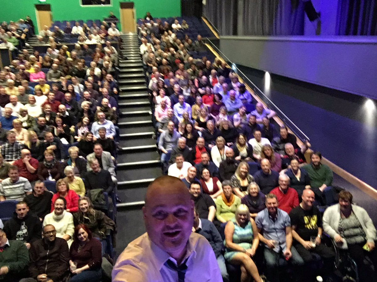 almurray's tweet photo. Stafford matinée! Too much fun for an afternoon. And the delightful Vinny https://t.co/Uo1X3oP8ay