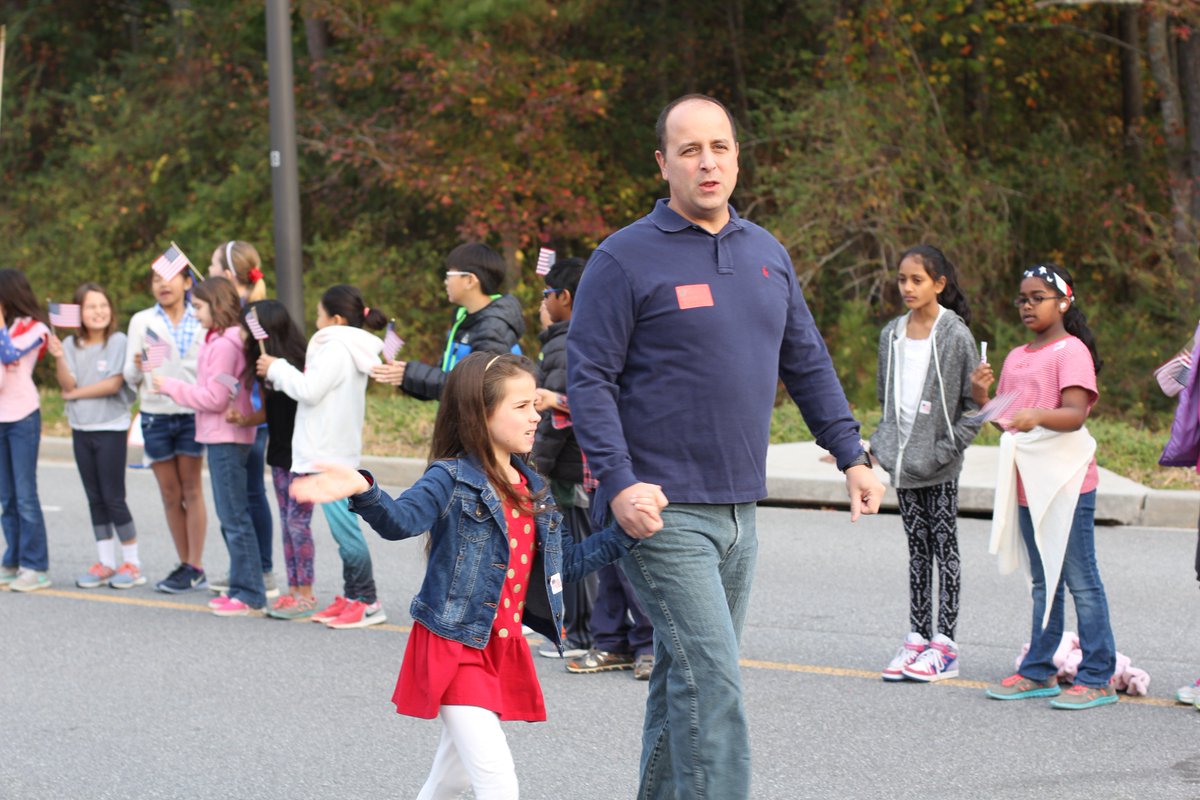 Students and teachers chanting, "U.S.A.!  U.S.A.! U.S.A.!" to honor our Veterans <a href="/BrookwoodES/">Brookwood Elementary</a> #fcssalutealute