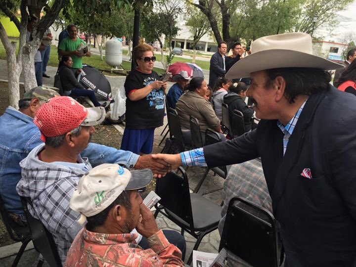 uncafeconcecygu's tweet photo. Ya estamos en #VillaUnión. Gracias por ese cálido recibimiento, me siento como en casa.#Coahuila. https://t.co/gyUyVGPVnt