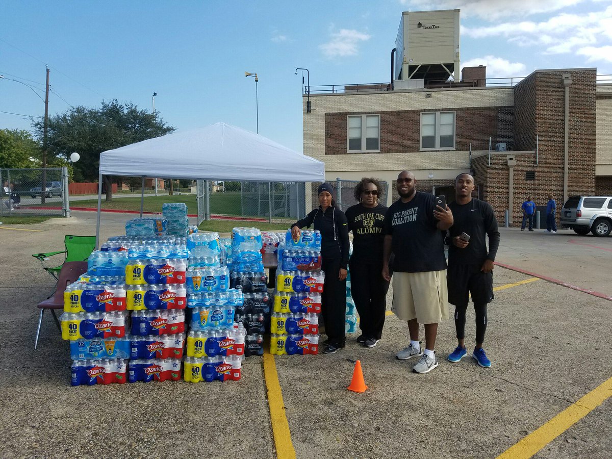 niquealex's tweet photo. At @SOCHS2016 water drive come out.
#StandWithSOC 
#NGAN https://t.co/1kMHMdcpfz