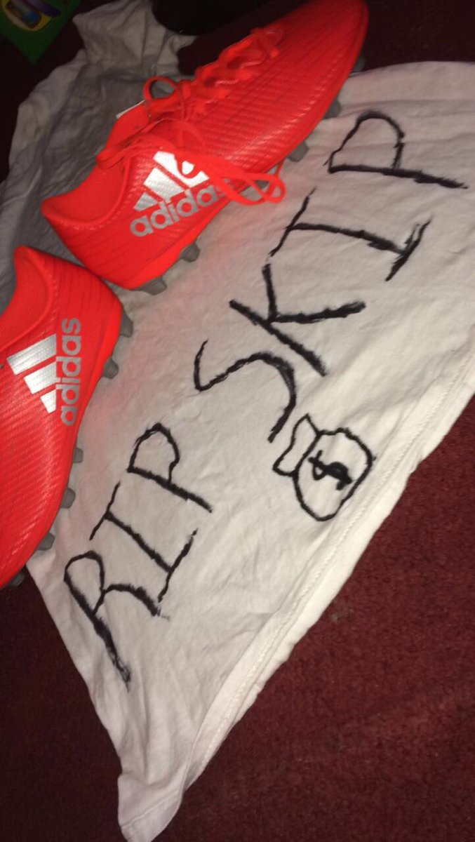 _iammn4's tweet image. Rip Skip 🙏🏼 #GameDay #4Mode @sihurricane