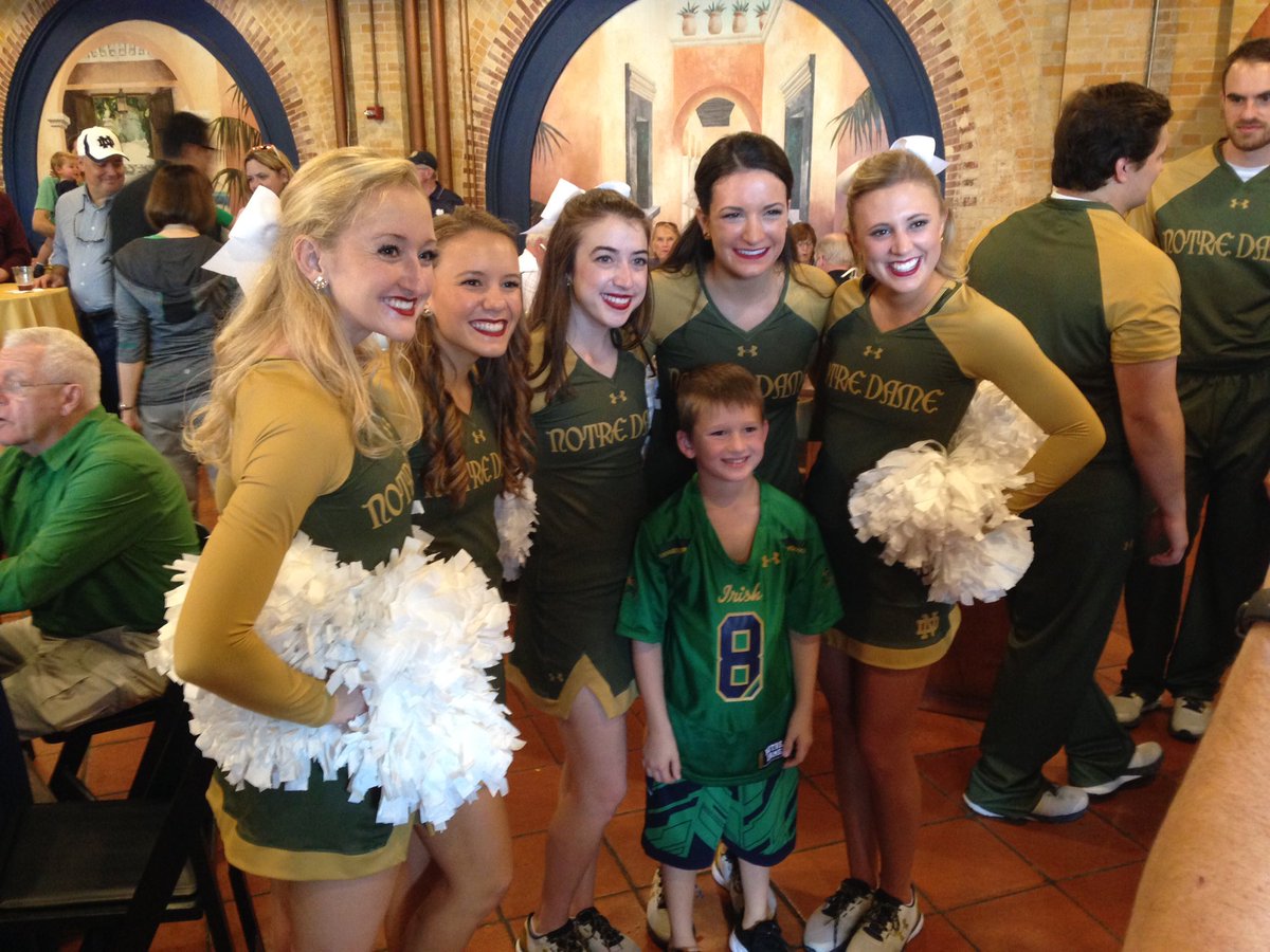 NDMonogram's tweet photo. Thanks @NDCheerTeam & @NDTheLeprechaun for stopping by our #ShamrockSeries pregame reception! #GoIrishBeatArmy #SanAntonio #NDMonogram100 ☘️ https://t.co/qLhvO3IIgK