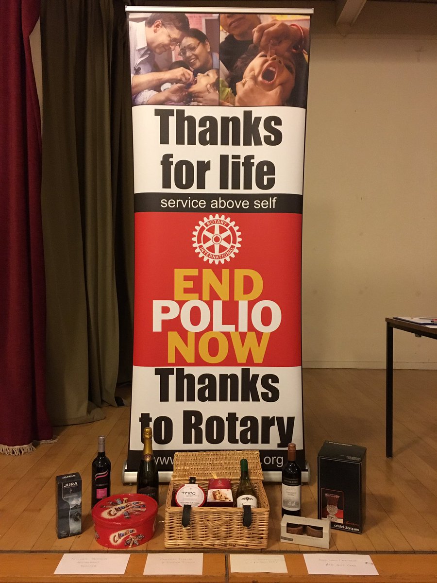 Good selection of #raffle prizes for tonight's #Leatherhead #Rotary #Quiz Night in aid of #EndPolioNow 😃