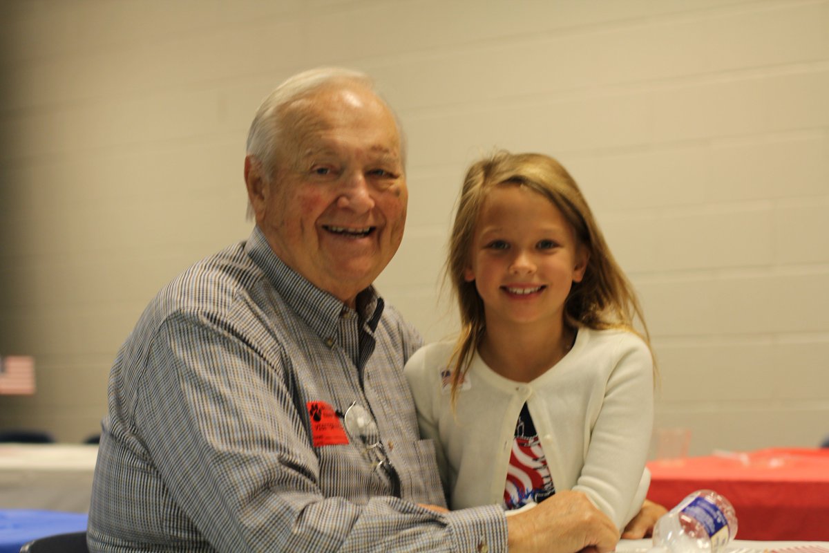 Our HEROES celebrating our Veterans Day Breakfast <a href="/BrookwoodES/">Brookwood Elementary</a> #fcssalute