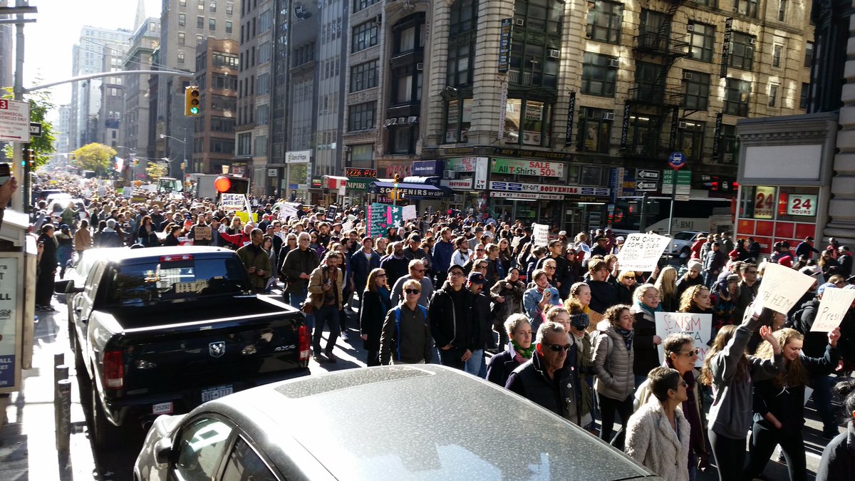 BenjaminNorton's tweet photo. This is the largest protest I've seen in NYC in years. Donald Trump is already bringing people out into the streets https://t.co/vF0a5yPkYq