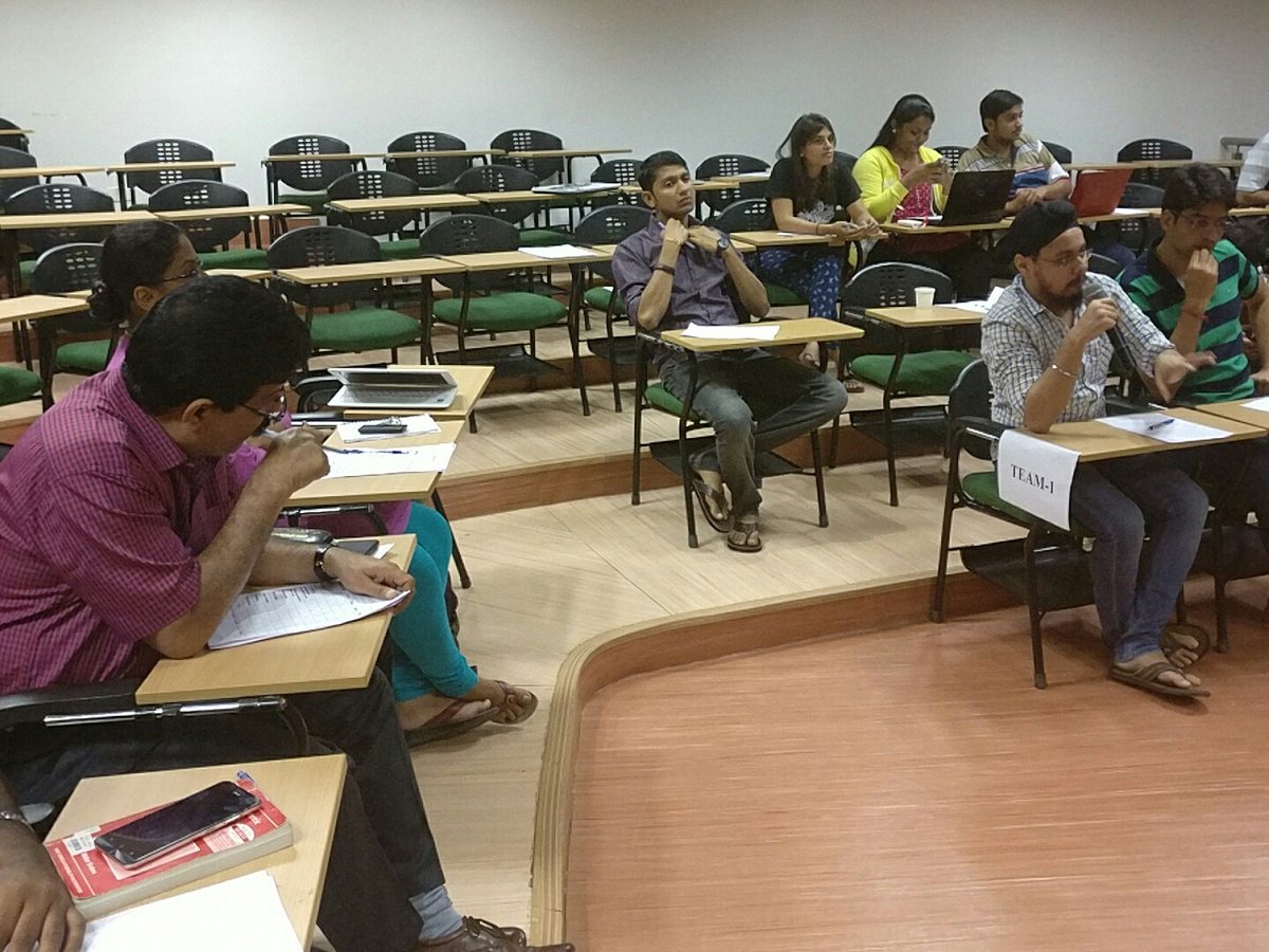 Markaholic_IFMR's tweet photo. Judges listening to the participants views on demonetization carefully and analysing it. @IFMR_SriCity #IFMR #demonitization #midnightdebate https://t.co/VaoSwSmOkf