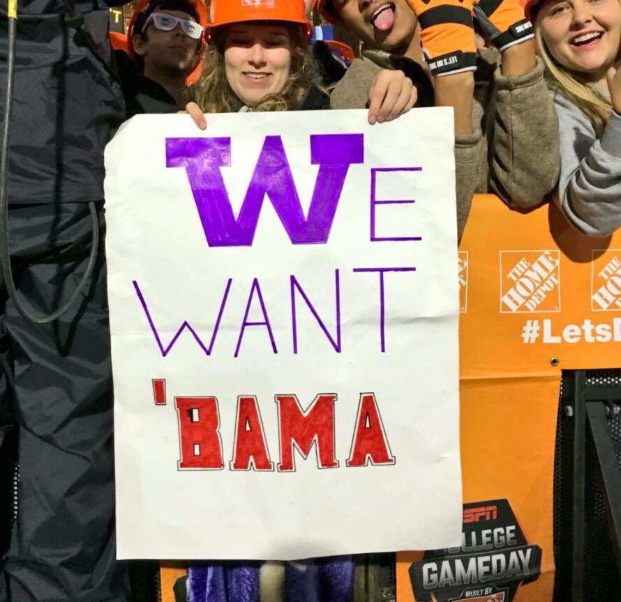 AddictedToQuack's tweet photo. Take it from us @UWonSBN, this doesn't end well. https://t.co/DYx321MySZ