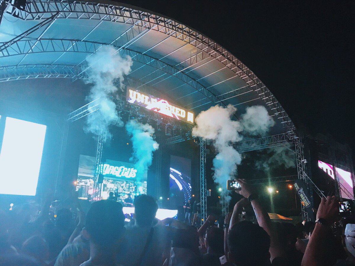 enjoyGLOBE's tweet image. Totally one of the best #GlobeUnleashed parties EVER! Thanks for joining us, guys! 👋