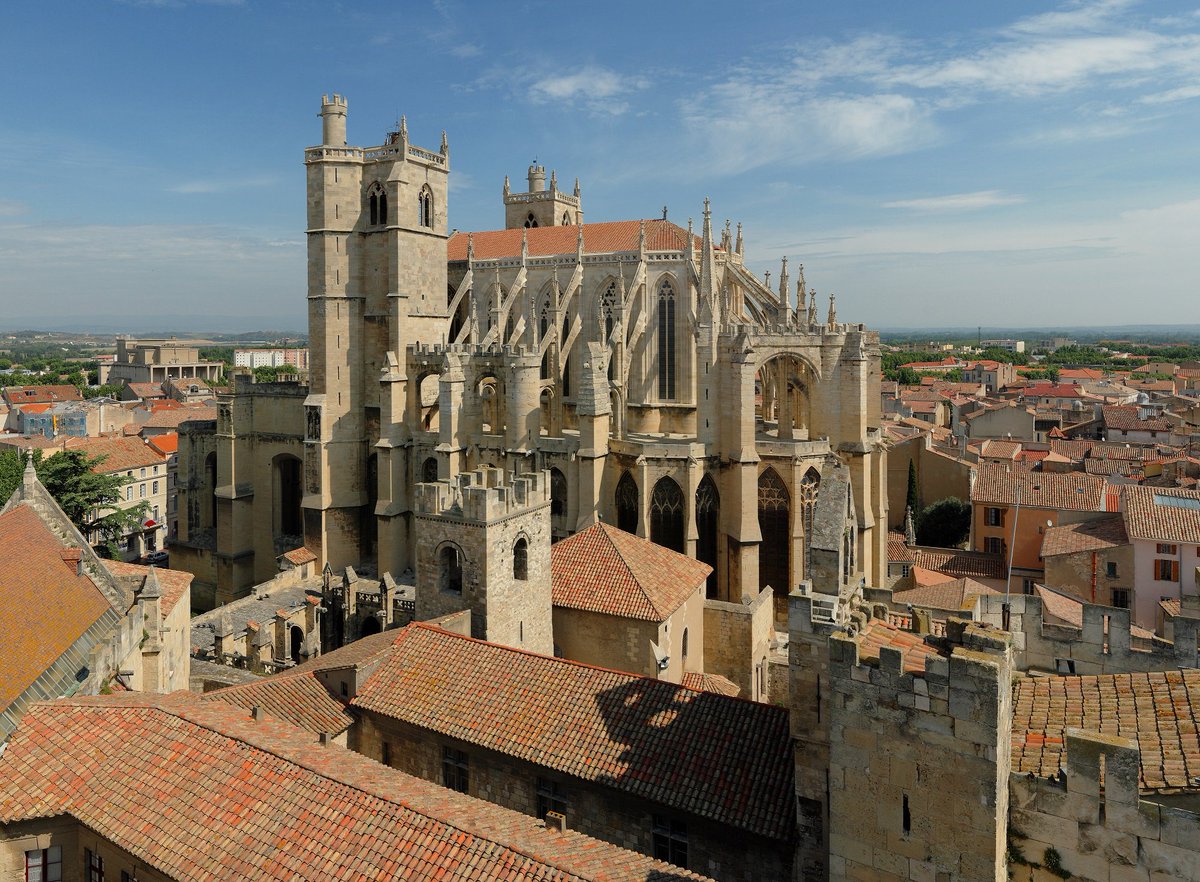 AlluringArch's tweet image. Narbonne Cathedral is a former cathedral located in Narbonne, France. Construction of the cathedral began in 1272 but was never finished.