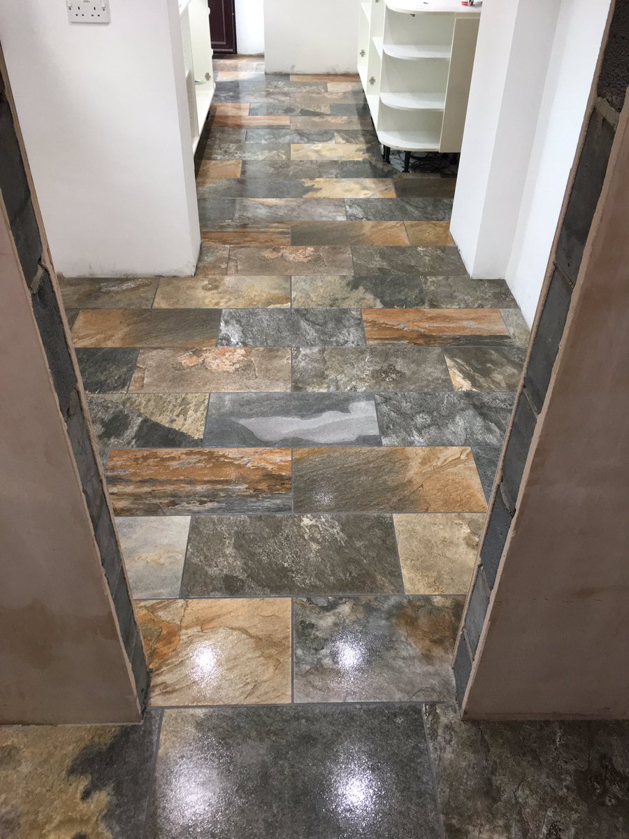 dmuttentiling's tweet image. Kitchen, Utility, W/C floor. Tiles are Pizarra Multicolour from @TileGiantLTD installed with materials from @BALtiling #tiler #norfolk #tile