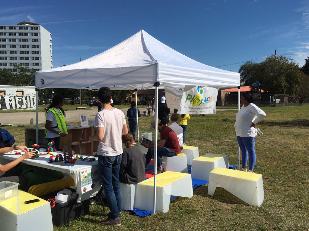 PlayBuild_NOLA's tweet photo. Week two of PL@Y MLK is in full swing! Come out to join us at Simon Bolivar and MLK! #PLAYMLK #PlayEverywhere https://t.co/RCqw9g1PM4