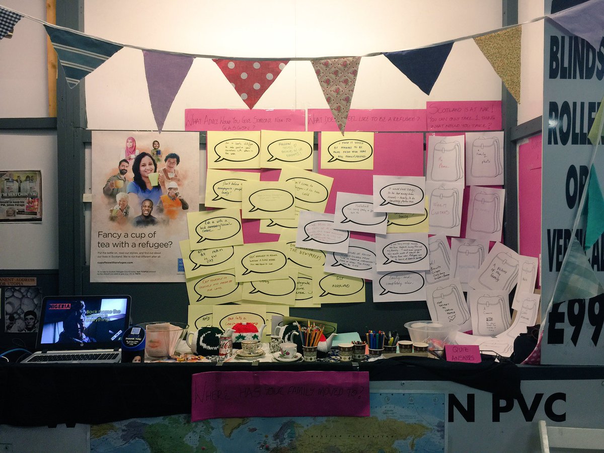 SusanABatchelor's tweet photo. This was my favourite stall at today's #ESRCfestival #barrassocial  - @anna_mblack from @gppcglasgow on #migrants #health 👏🏼 https://t.co/QwVpCh0bJw