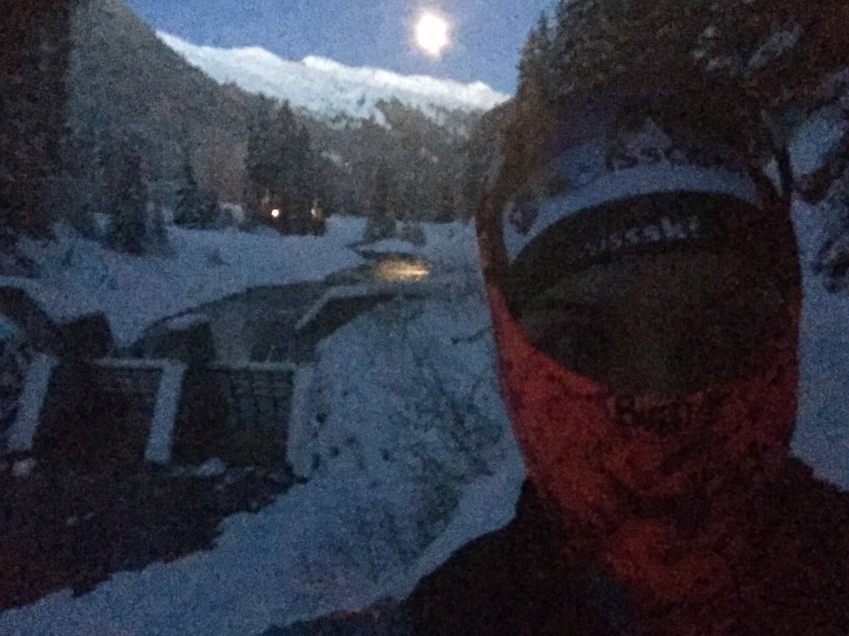 HWiddy's tweet photo. Moonshadows and werewolves #awooo #wldspirits @wldspirits #Davos #WinterIsHere @BuffCanada https://t.co/F8vQX0Ks4P