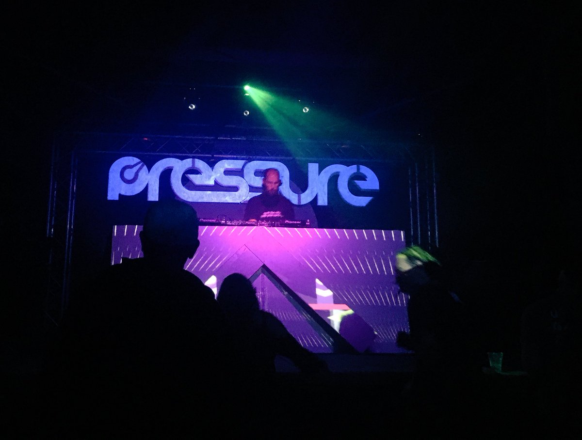 Set 1! <a href="/TehSynes/">Luke</a> at #PressureDnB