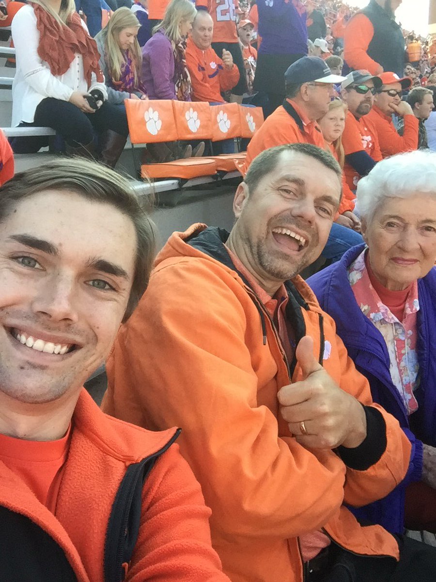 smith_chase20's tweet photo. #ClemsonFamily GO TIGERS!!! https://t.co/CCeWImT42o