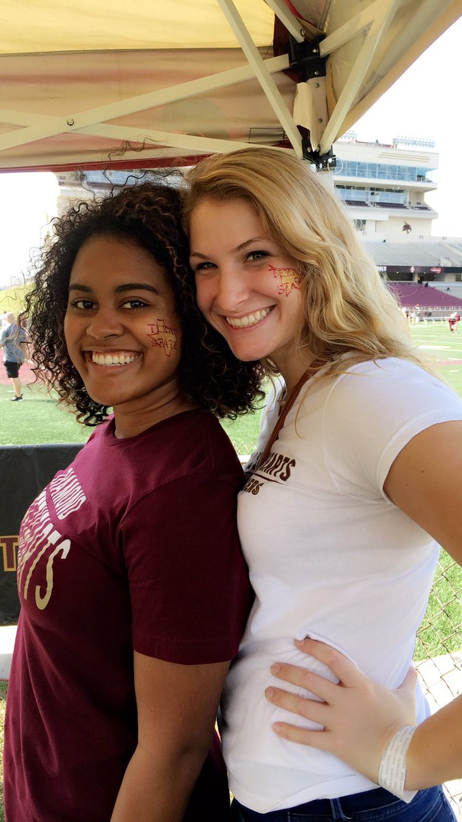 TxStDSweets's tweet photo. It's game day 🐱🐾 @TXSTATEFOOTBALL @txst #IdahovsTXST #PartyInTheEndzone #dsweets #EatEmUpCats https://t.co/0JY100QQ5J