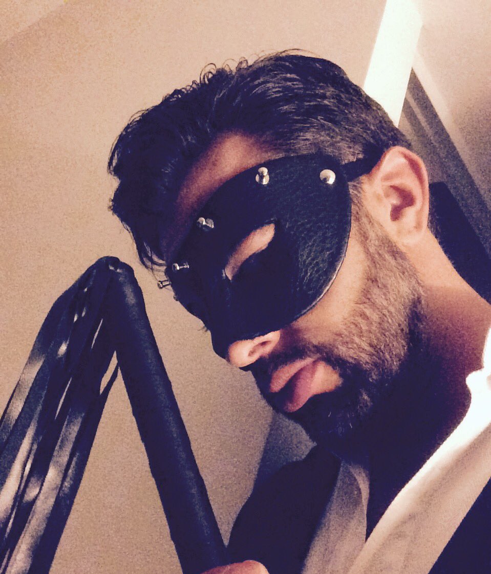 CHRISDELACAMPA's tweet photo. Now watch me Wip
#WatchMeNaeNae 
#50WipsOfGrey https://t.co/OPGgfZLsEe