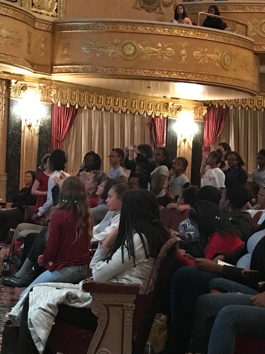 GirlsCanDoEvent's tweet photo. Our #PossibilityThinkers all lined up and asking questions about their #futures. #GirlPower #SmartyPants #PossibilityThinkers https://t.co/iwHWl5LjtK