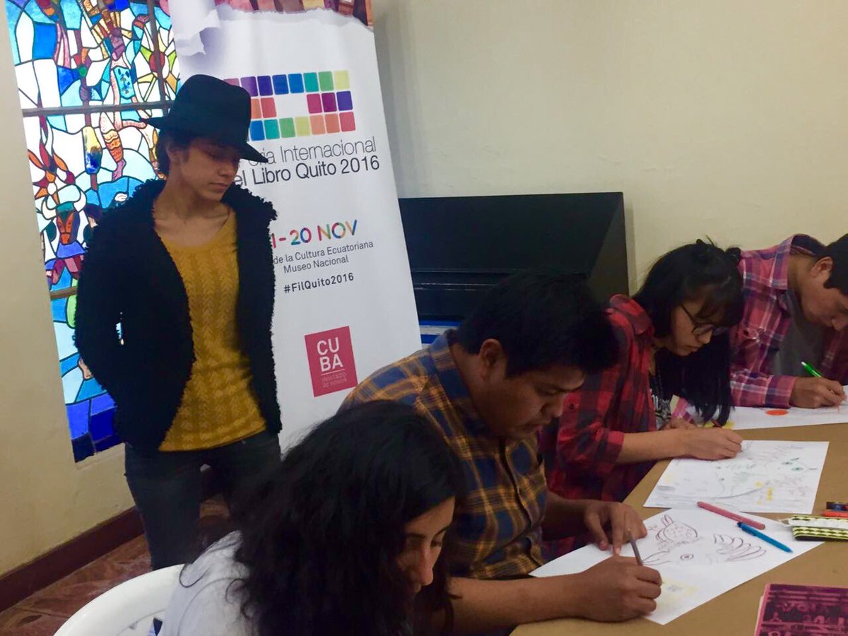 FlormarinaMF's tweet photo. En el marco de la FIL iniciamos taller de creación de fanzine dirigido a jóvenes con amplia convocatoria @banano59 @MashiRafael https://t.co/ZbkA2gHJ9W