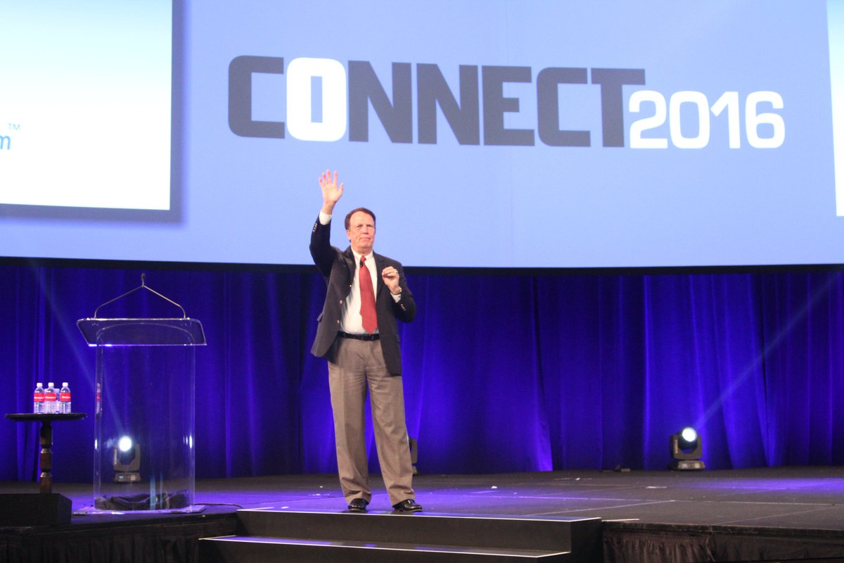 ResideoPro's tweet photo. Thank you Dr. Robert Rohm for such an amazing and insightful keynote at #HWCONNECT2016! https://t.co/4tKv6E5noJ