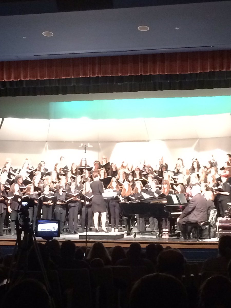 TitanAthletics2's tweet photo. Titan vocal music students participating in a phenomenal All-County Choral Concert https://t.co/PwzyFnznMK