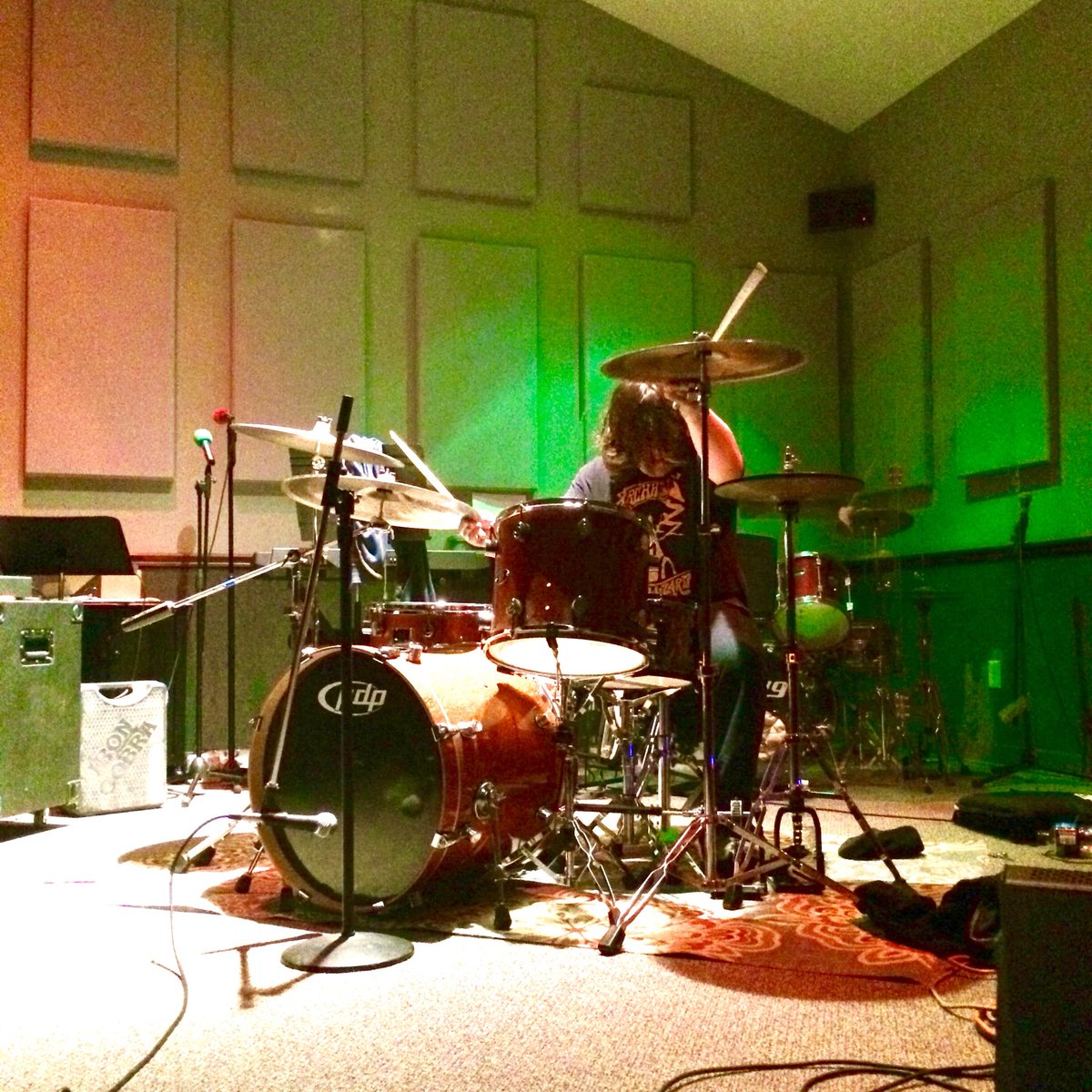 CountTheorNWI's tweet photo. When your bassist also drums <3 @LiquidSignal #baessist #localshow https://t.co/JFoDOepIZ9