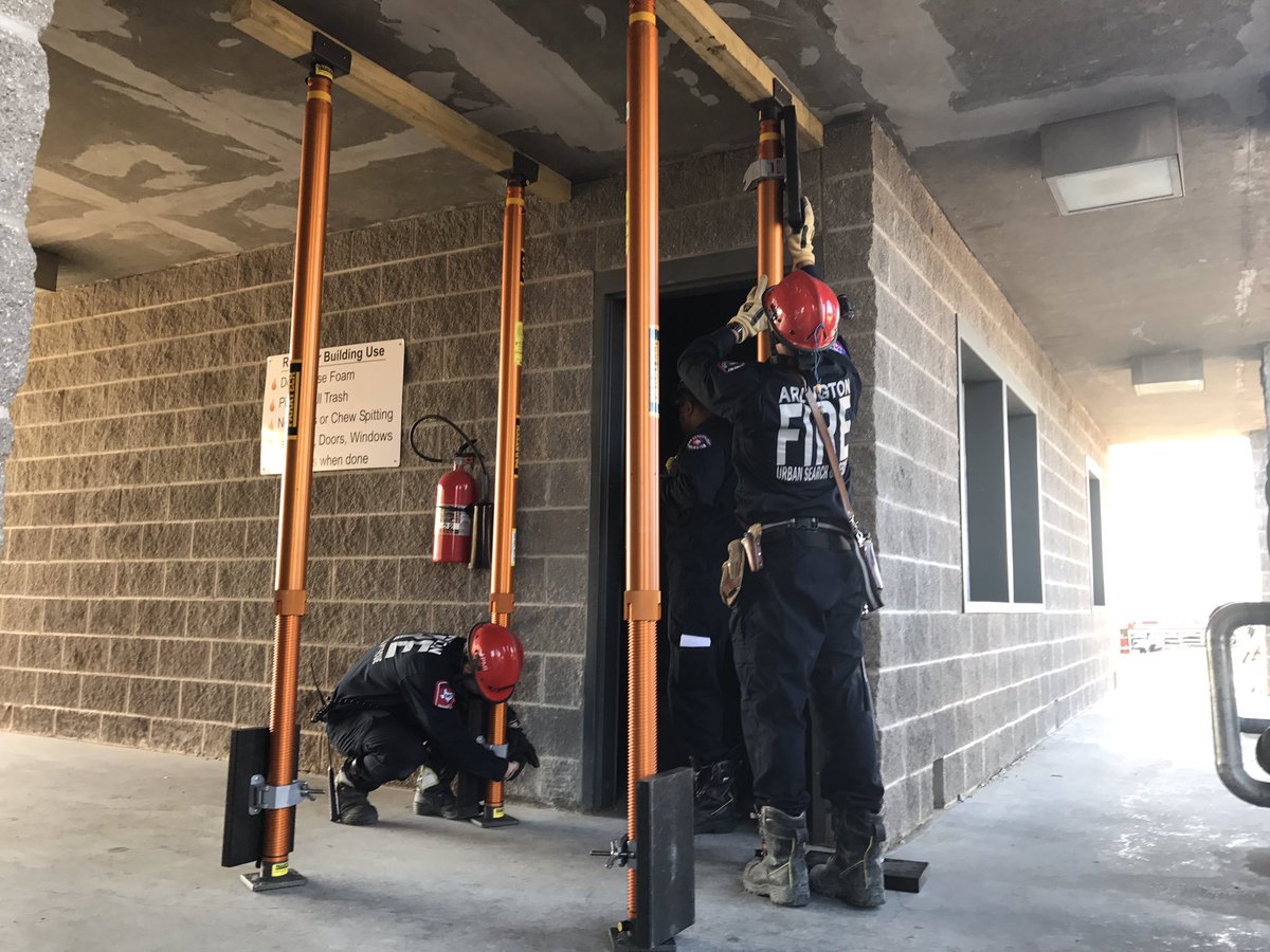 Arlington Fire Dept. tweet media