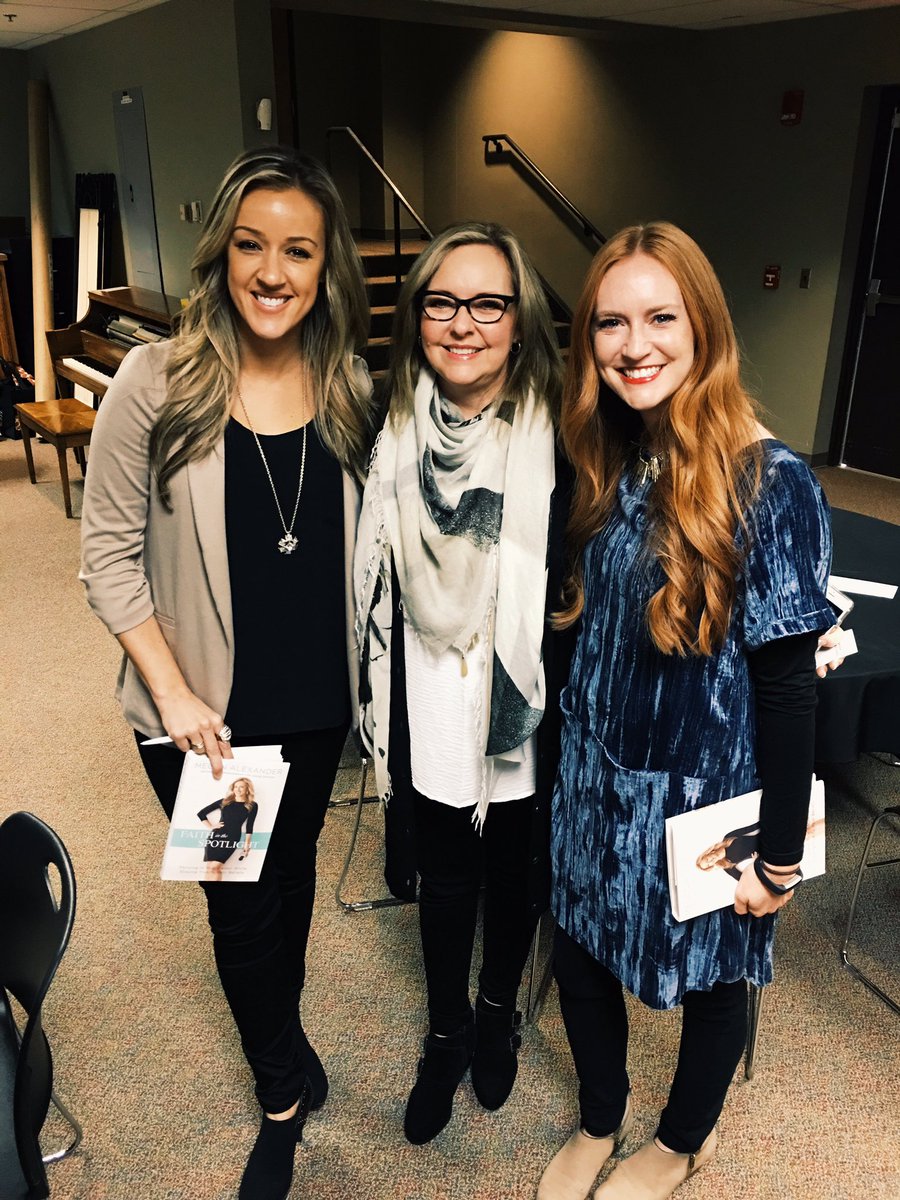LaurenAMcAfee's tweet photo. Had a great time in Nashville seeing old friends and meeting new friends, like @MeganAlexander at the @LifeWayWomen leadership #Forum16! https://t.co/VYk8BAnLTB