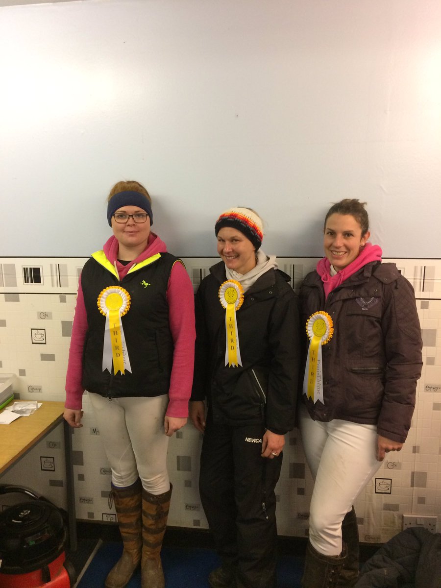 MoatViewRC's tweet photo. Well done Kayleigh, Sam and Buddy for 3rd place in the hotly contested Senior Intermediate SJ today. Lovely rounds! https://t.co/5M2BKghkgT