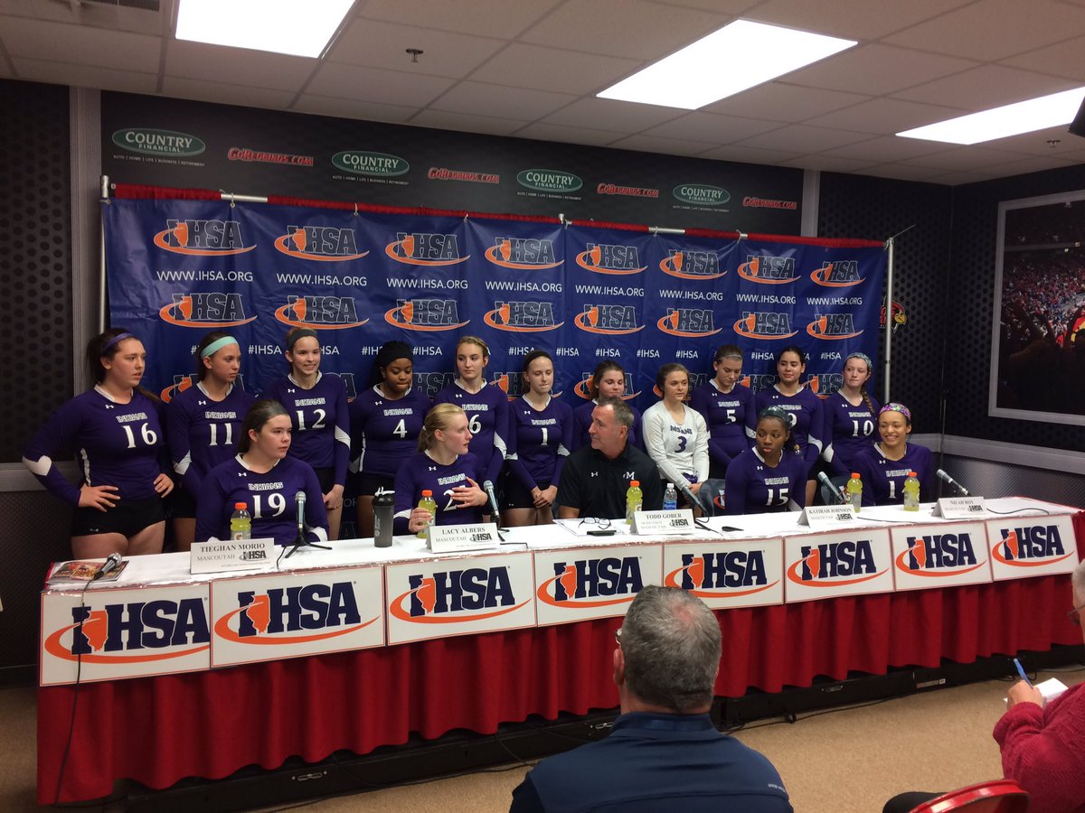 MHS19_ATHLETICS's tweet image. What a win !! The Indians are the 3rd place winners in the 3A State Volleyball Tourney!! Wow!#618volley