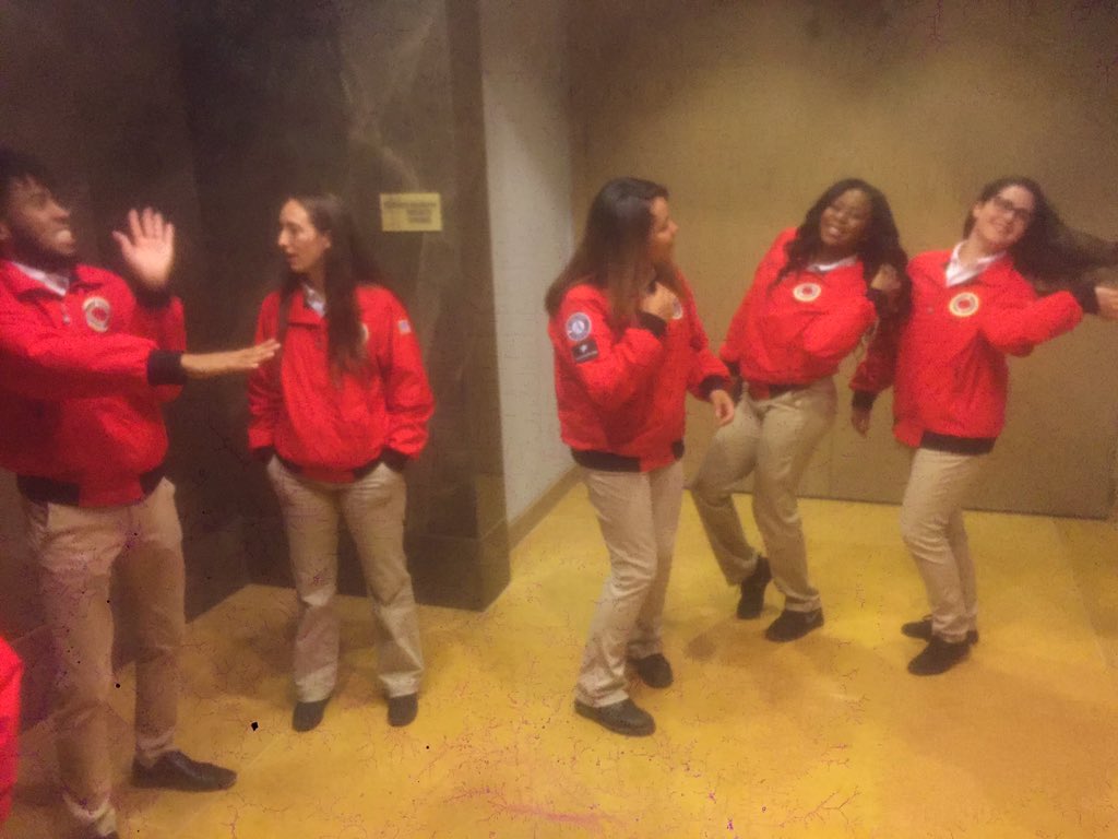 CityYearMiami's tweet photo. A couple of ACM's getting ready to Power Greet powerfully at our gala !!!#PaintMiamiRed https://t.co/uMoaY9Xqcc