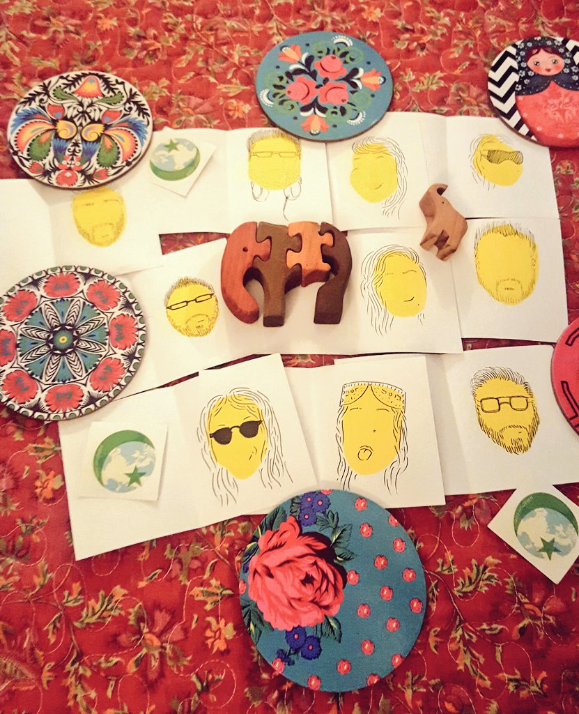 PakathonTO's tweet photo. As a team thank you gift, @eitanzohar drew each team member as a mango πβ€π― #mangosquadgoals #pakathonTO https://t.co/HaCQZYL8hn